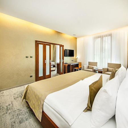 Wellness Hotel Diamant Hluboká nad Vltavou Εξωτερικό φωτογραφία