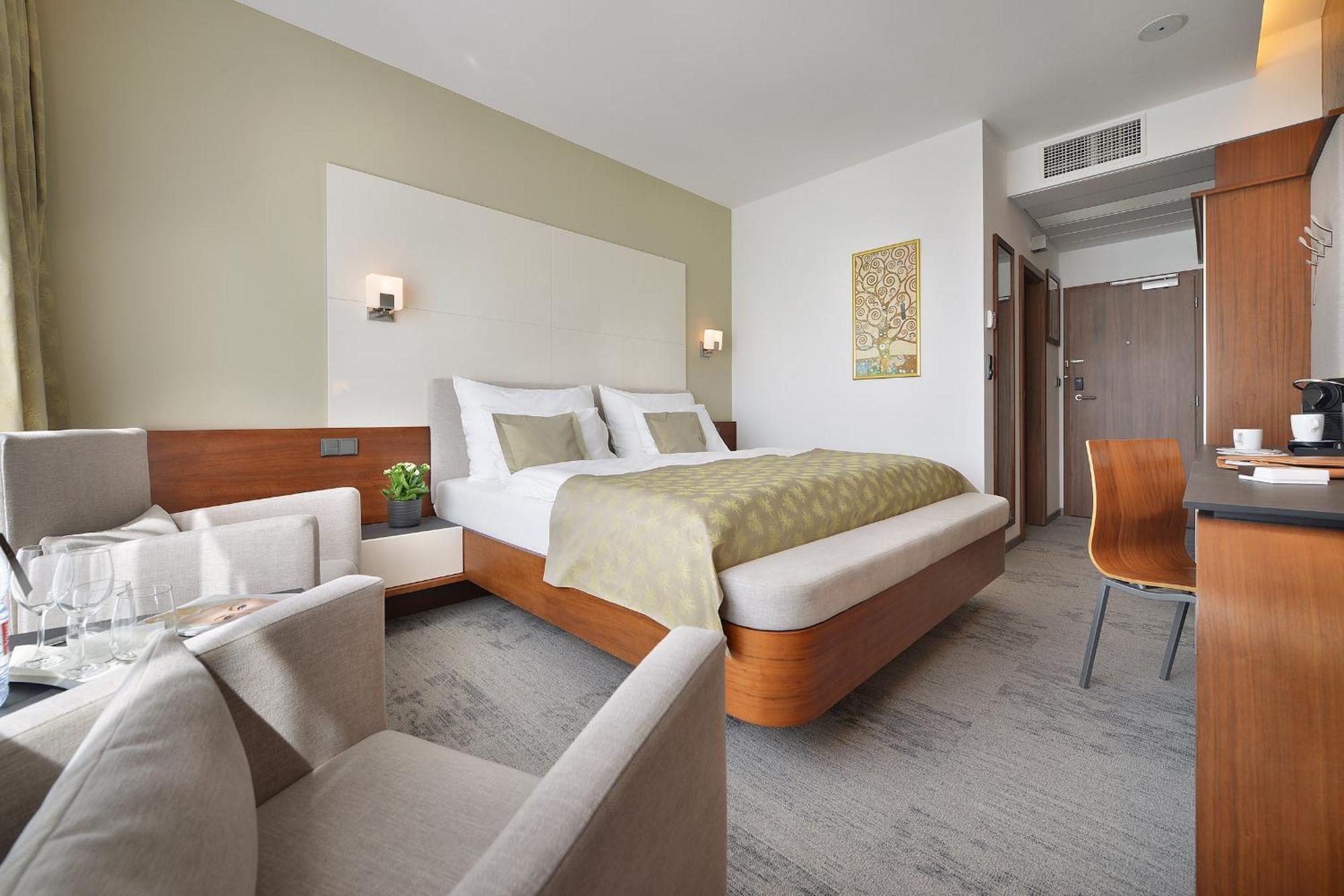 Wellness Hotel Diamant Hluboká nad Vltavou Εξωτερικό φωτογραφία