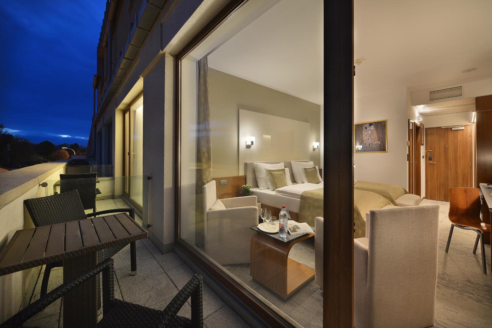 Wellness Hotel Diamant Hluboká nad Vltavou Εξωτερικό φωτογραφία