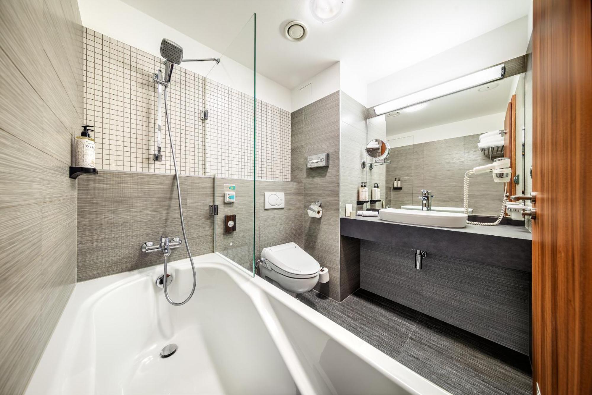 Wellness Hotel Diamant Hluboká nad Vltavou Εξωτερικό φωτογραφία