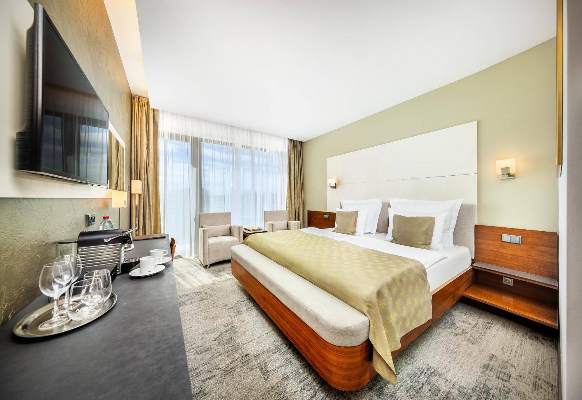 Wellness Hotel Diamant Hluboká nad Vltavou Εξωτερικό φωτογραφία