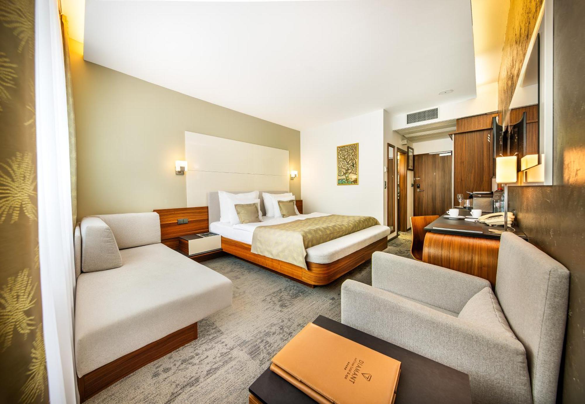 Wellness Hotel Diamant Hluboká nad Vltavou Εξωτερικό φωτογραφία