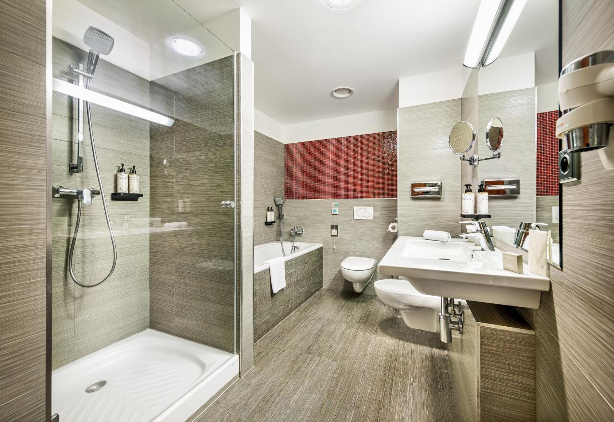 Wellness Hotel Diamant Hluboká nad Vltavou Εξωτερικό φωτογραφία