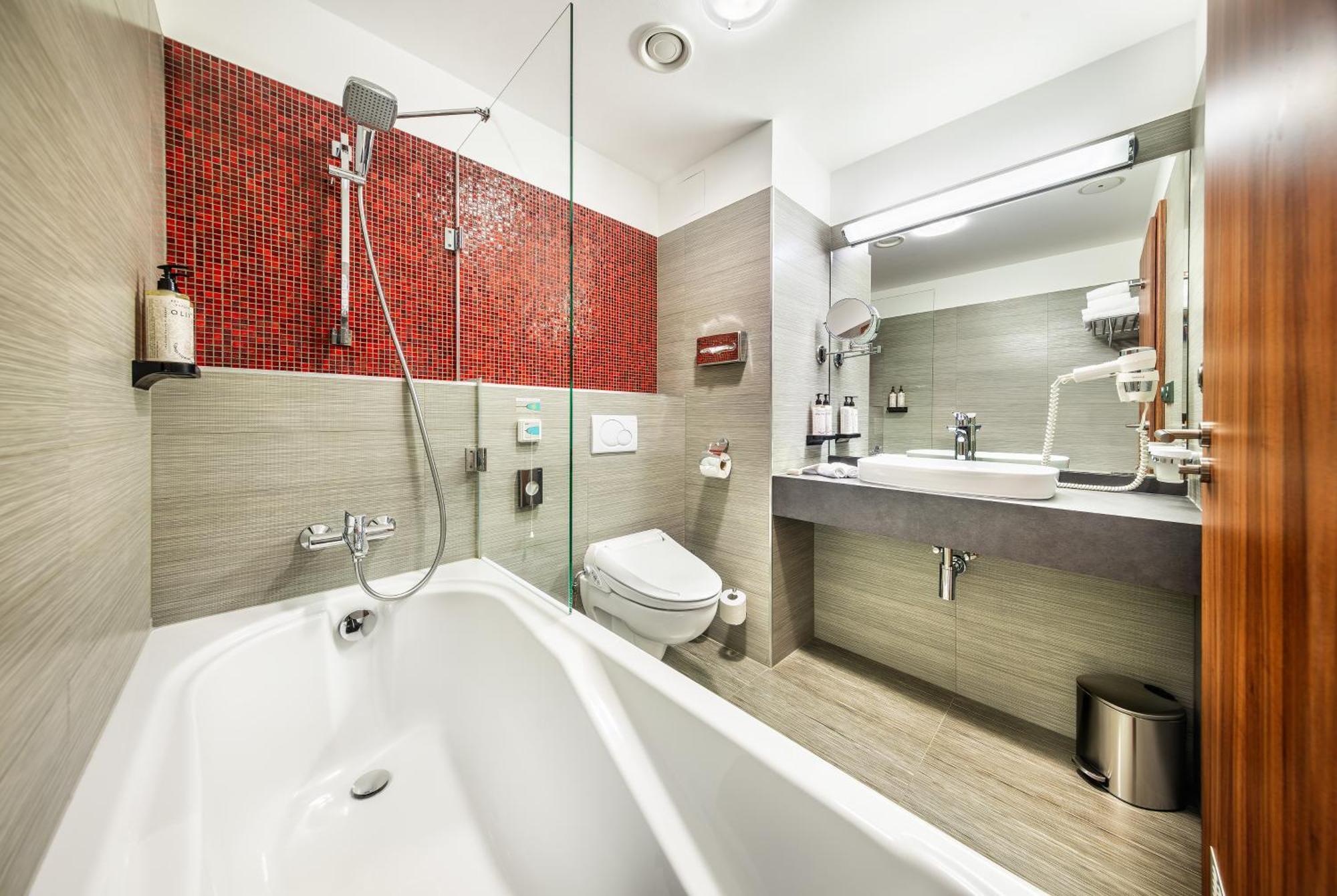Wellness Hotel Diamant Hluboká nad Vltavou Εξωτερικό φωτογραφία