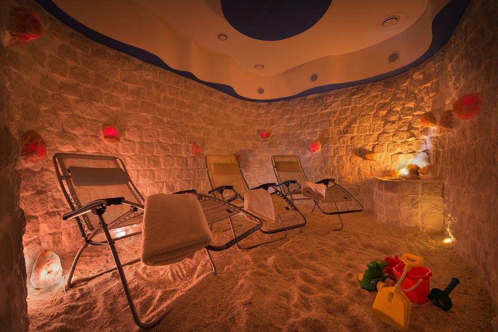 Wellness Hotel Diamant Hluboká nad Vltavou Εξωτερικό φωτογραφία