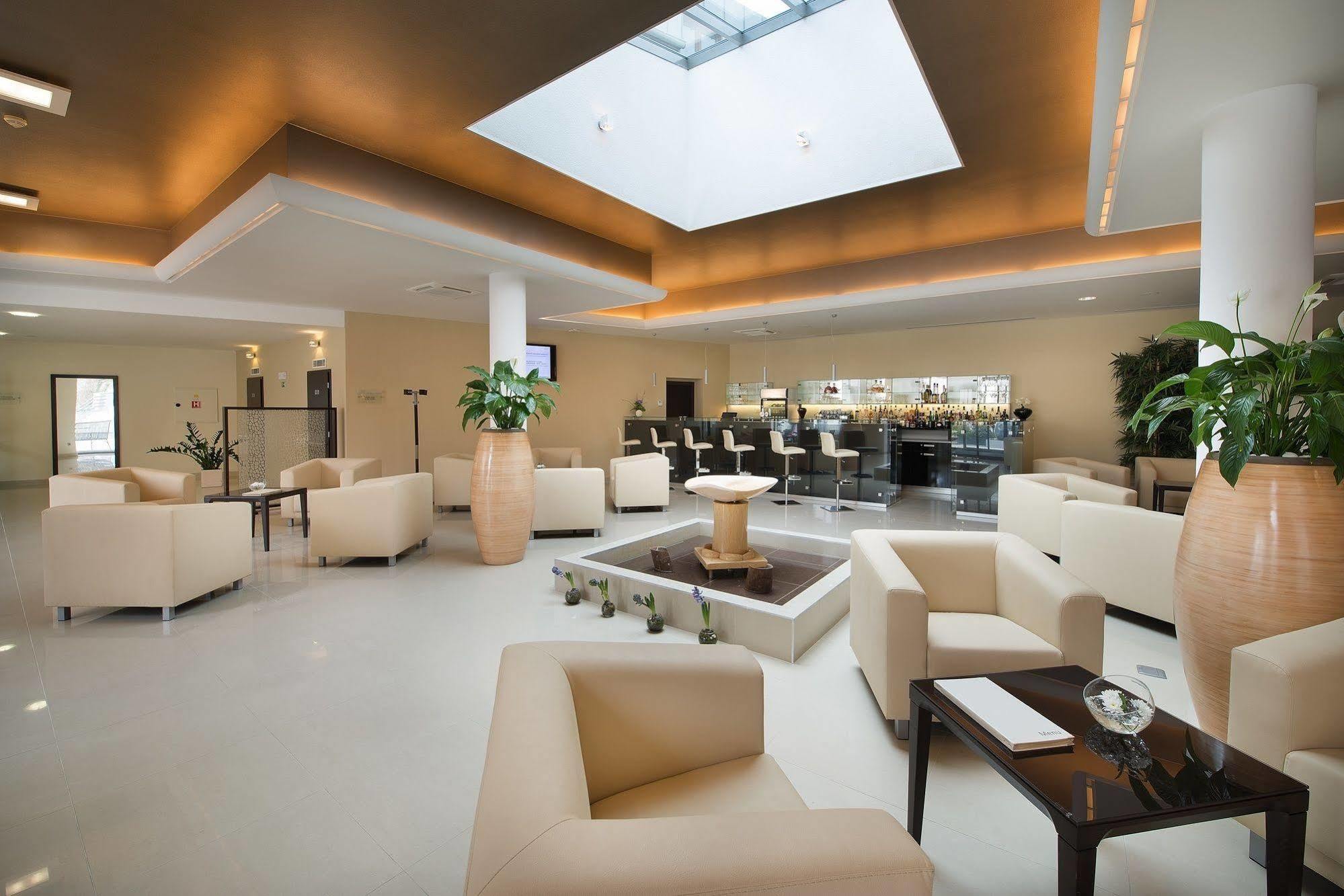Wellness Hotel Diamant Hluboká nad Vltavou Εξωτερικό φωτογραφία
