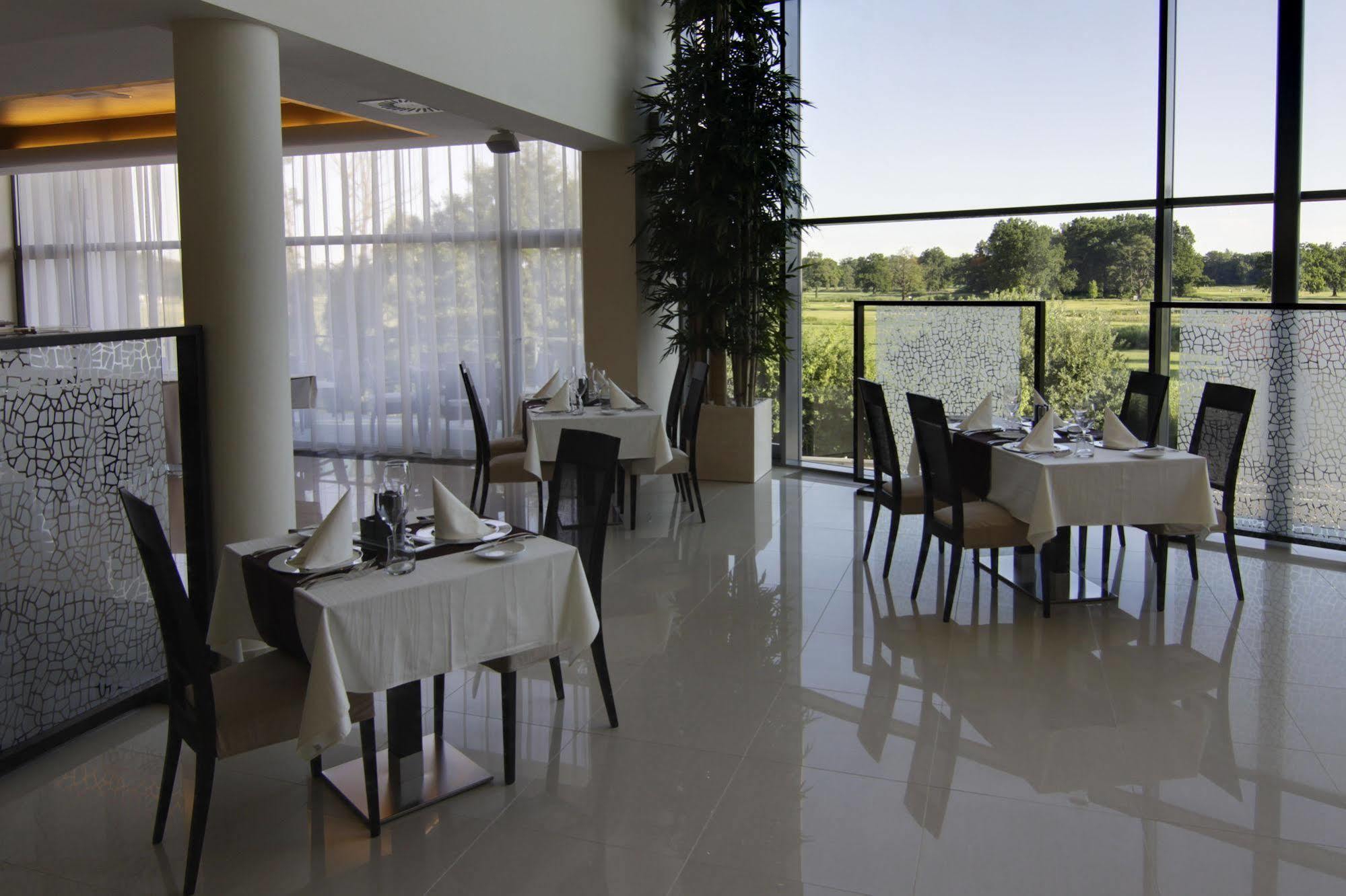 Wellness Hotel Diamant Hluboká nad Vltavou Εξωτερικό φωτογραφία
