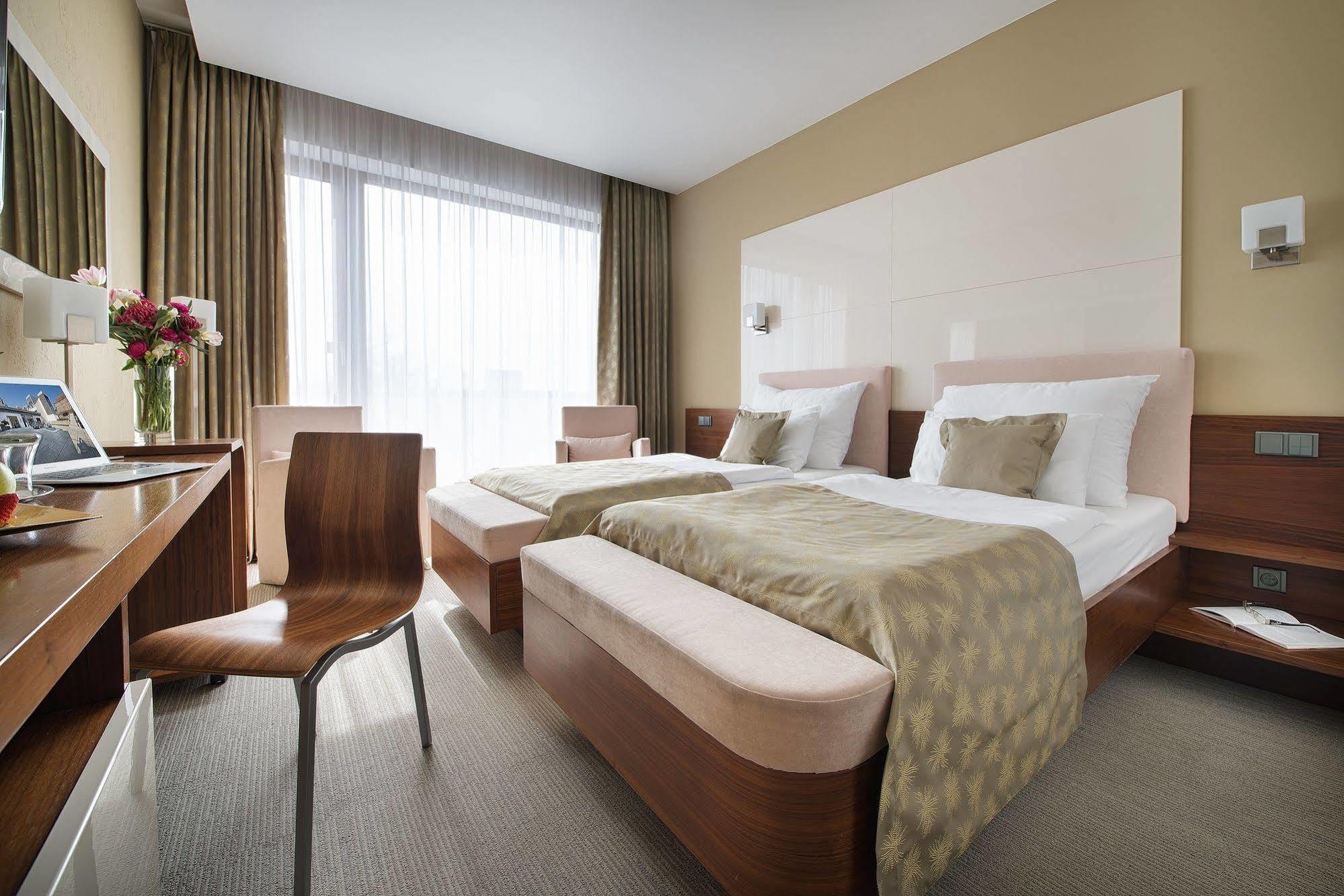Wellness Hotel Diamant Hluboká nad Vltavou Εξωτερικό φωτογραφία